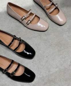 ALICIA P - Beige lak læder - Ballerina med rem